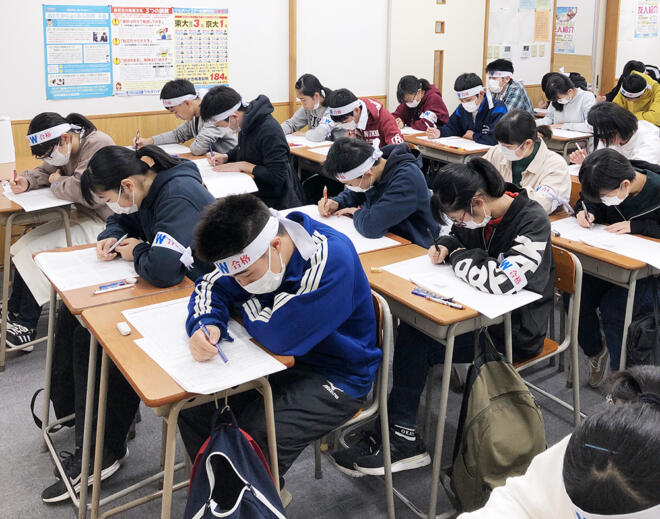 足利校の中学３年生の入試直前の授業風景